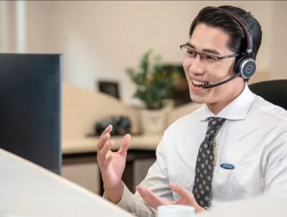 Kết nối với Chuyên gia Ford theo cách thuận tiện nhất