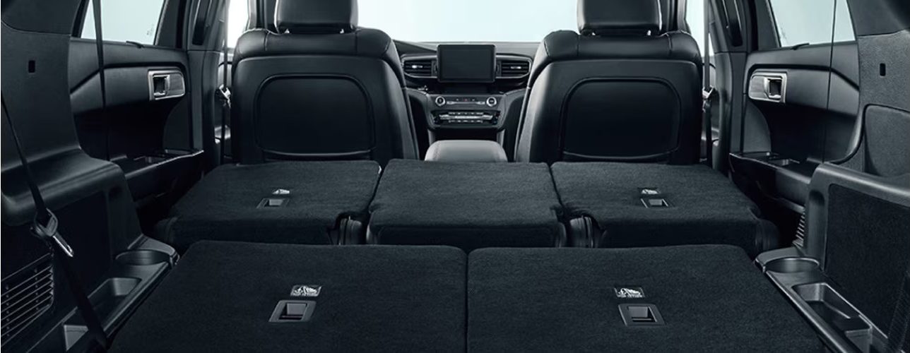 Hàng ghế thứ 3 gập điện & hàng ghế thứ 2 gập phẳng